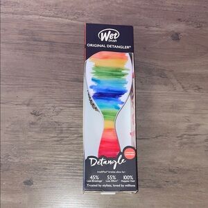Wet Brush Original Detangler – Rainbow Ombre Hair Brush (New in Package)